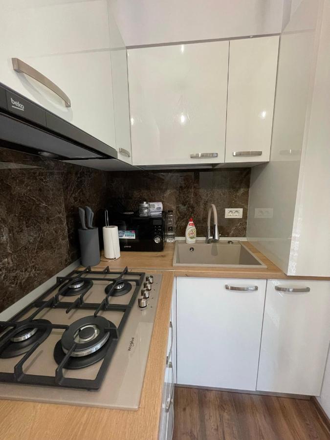 First Line Sea Apartment Năvodari Екстериор снимка