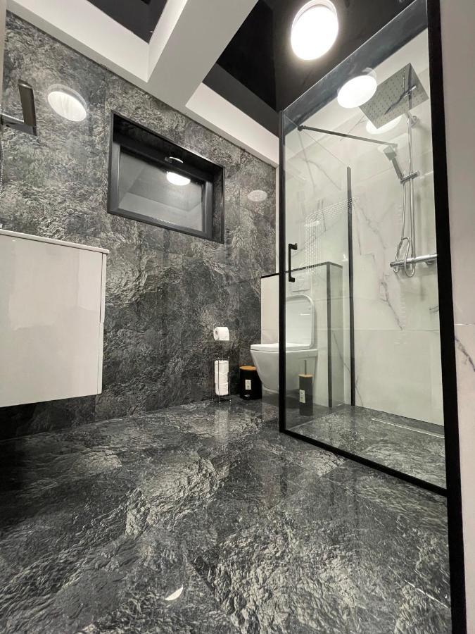 First Line Sea Apartment Năvodari Екстериор снимка
