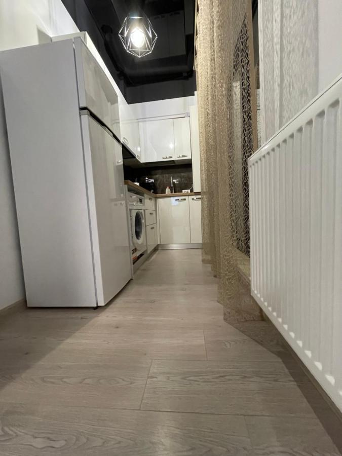 First Line Sea Apartment Năvodari Екстериор снимка